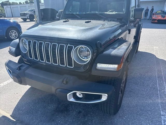 2024 Jeep Wrangler Sahara's photo