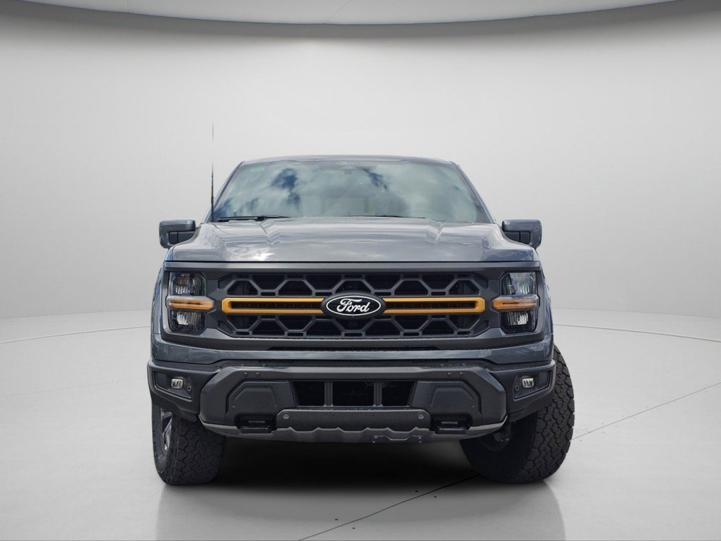 New 2026 Carbonized Gray Metallic Ford Tremor image 3