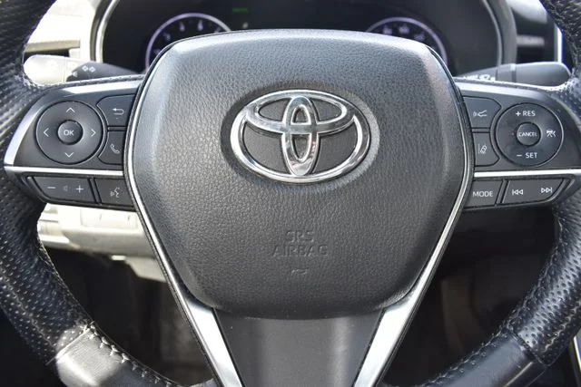 Used 2019 Red Toyota Touring image 20