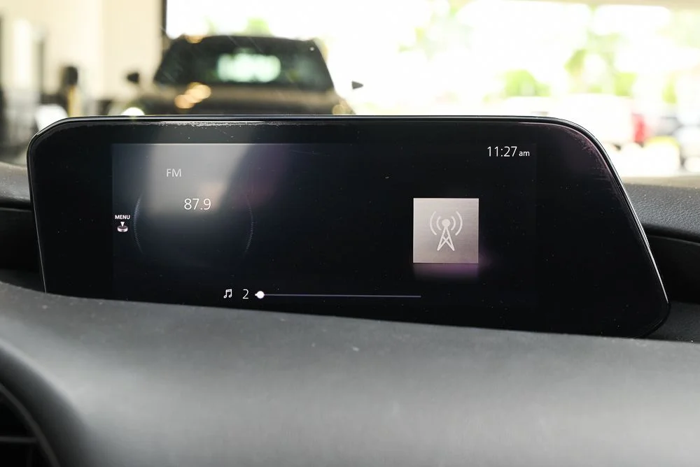 Used 2019 Black Mazda Select image 11