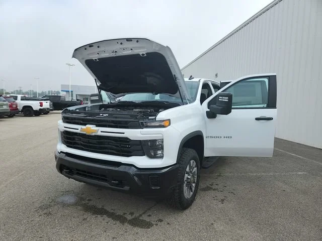 2026 Chevrolet Silverado 2500 HD Custom - Photo 13