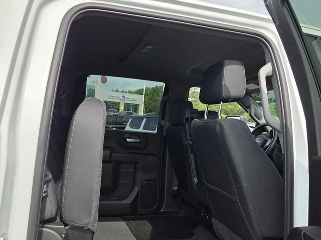 Used 2025 White Chevrolet Custom image 14