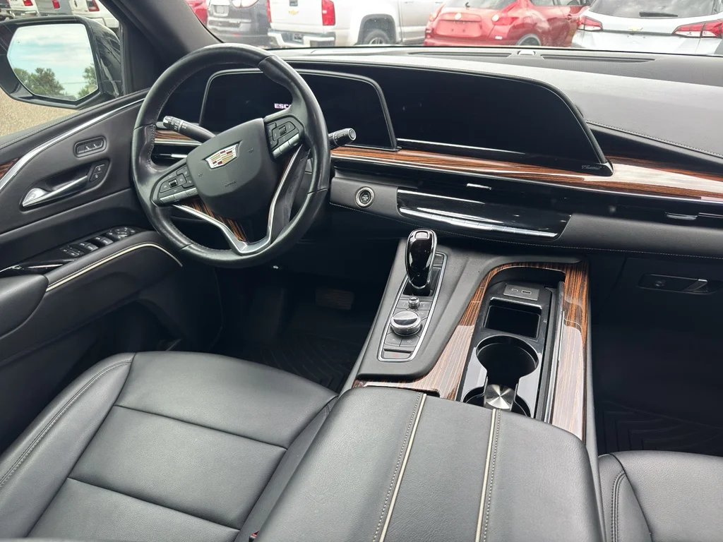Used 2021 Black Raven Cadillac Luxury image 19