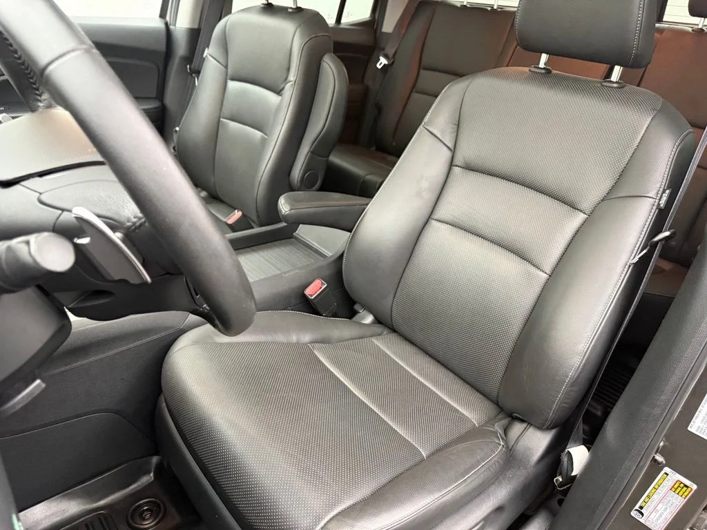 Used 2020  Honda RTL image 25