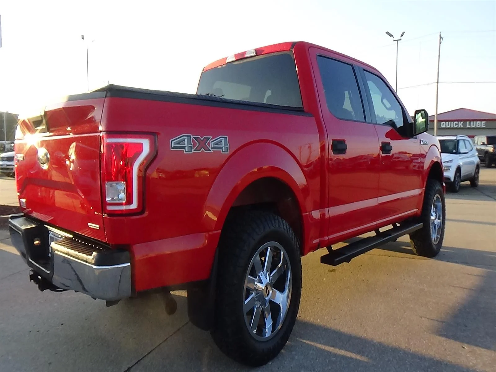 Used 2016 Race Red Ford XLT image 7