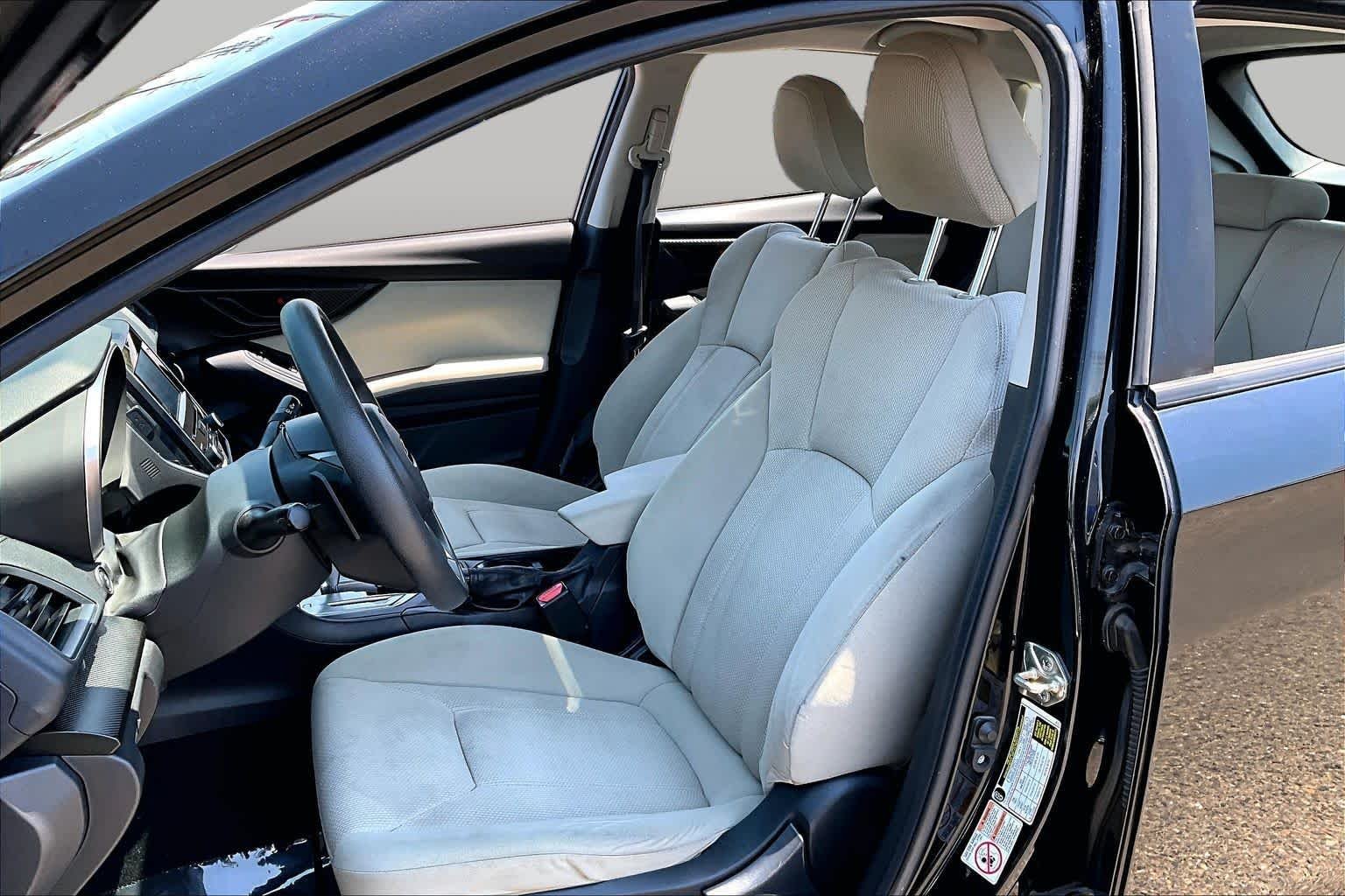 Used 2019 Crystal Black Silica Subaru Premium image 7