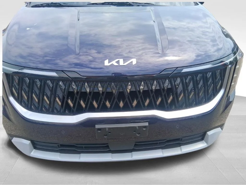 Used 2026 Blue Kia LXS image 15