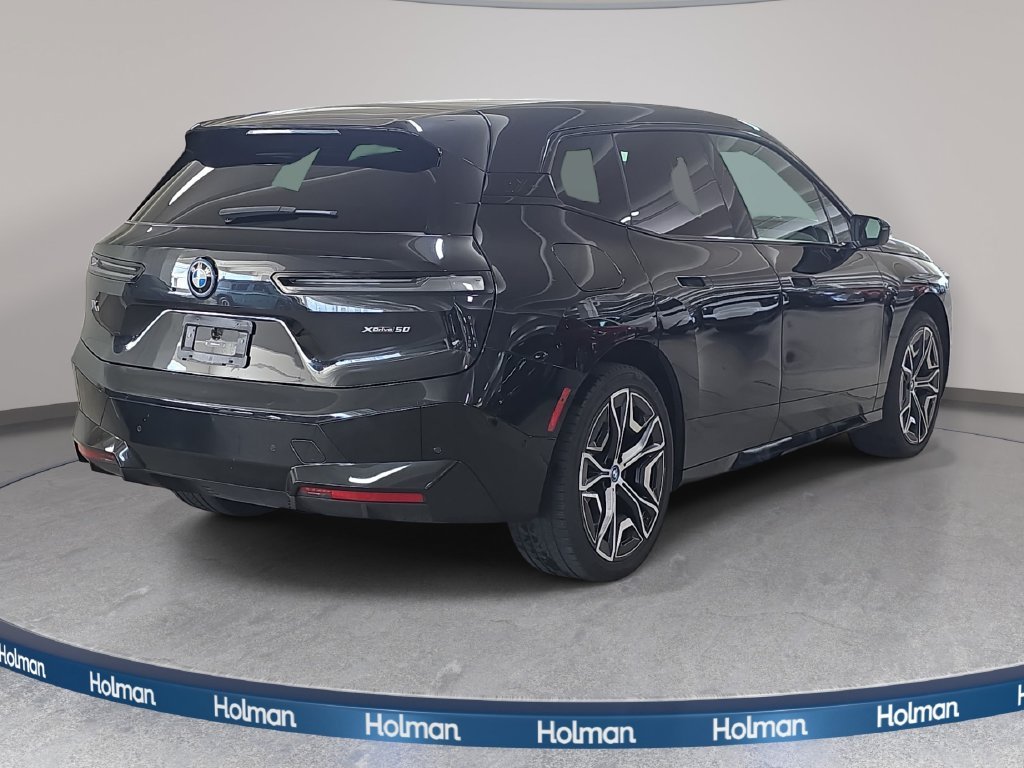 Used 2024 Black Sapphire Metallic BMW xDrive50 image 7