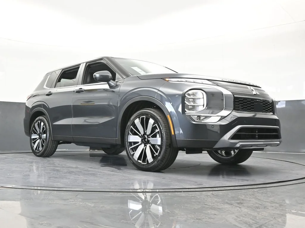 New 2026 Graphite Gray Mitsubishi SE 1.5T 2WD image 65