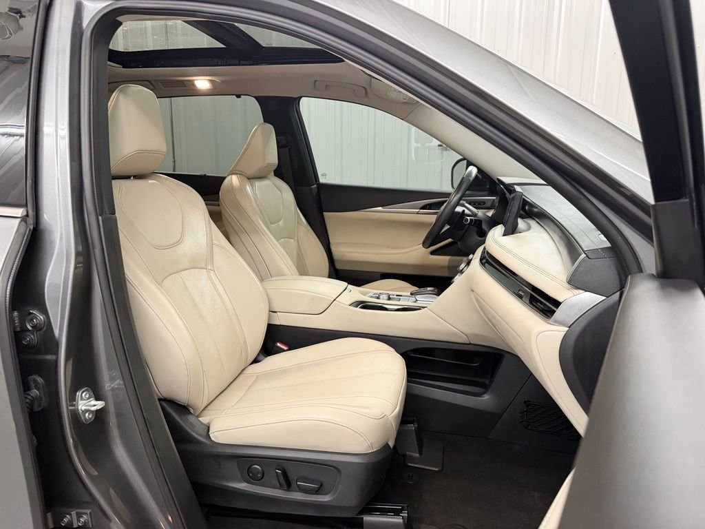 Used 2024 Gray INFINITI LUXE image 50
