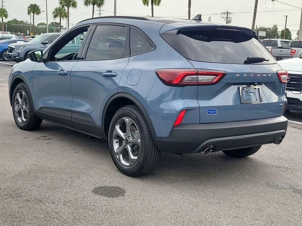 Certified Used 2025 Blue Ford ST-Line image 3