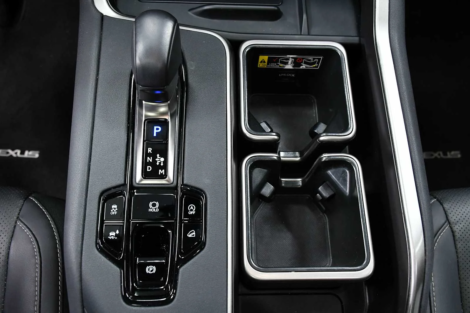 Certified Used 2025 Wind Chill Pearl Lexus Premium image 20