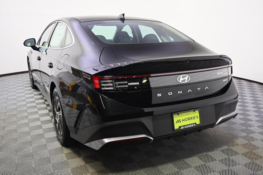 New 2026 Abyss Black Hyundai Blue image 4