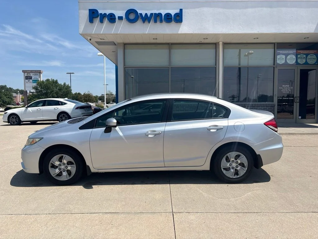 Used 2014 Silver Honda LX image 8