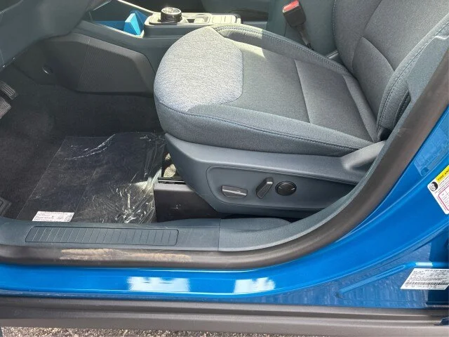 New 2026 Velocity Blue Ford XLT image 32