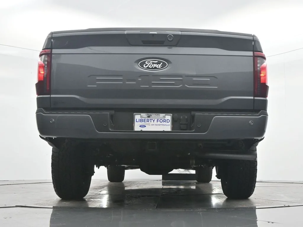 New 2026 Carbonized Gray Metallic Ford XLT image 41