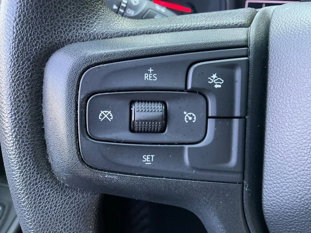 Used 2024 White Chevrolet Custom Trail Boss image 33