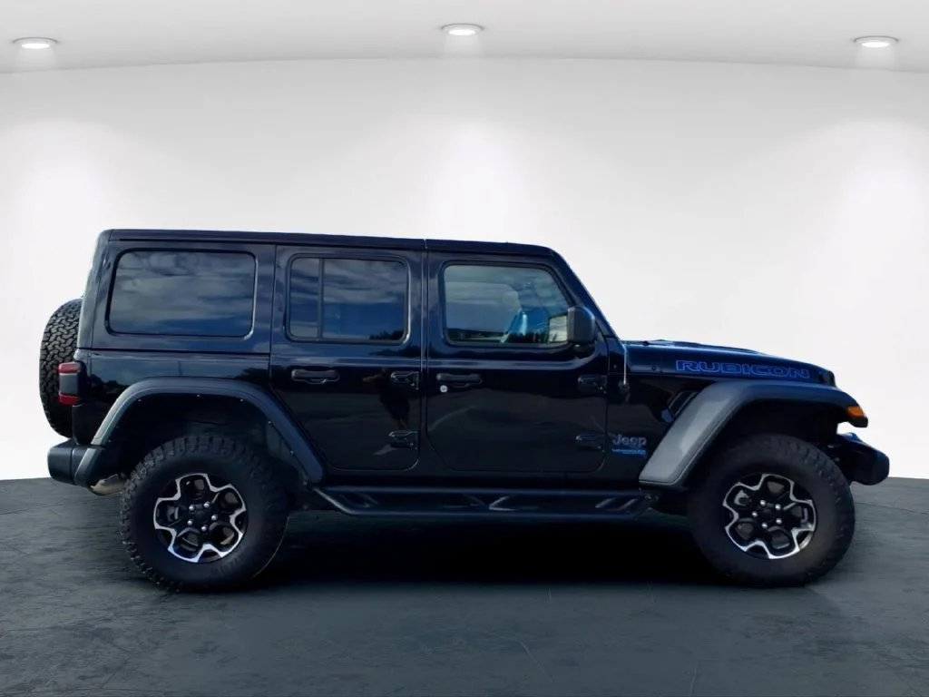 Used 2021 Black Jeep Unlimited Rubicon 4xe image 7