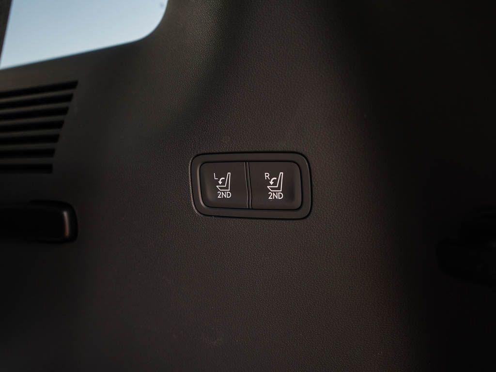New 2026 Phantom Black Hyundai SEL AWD image 37