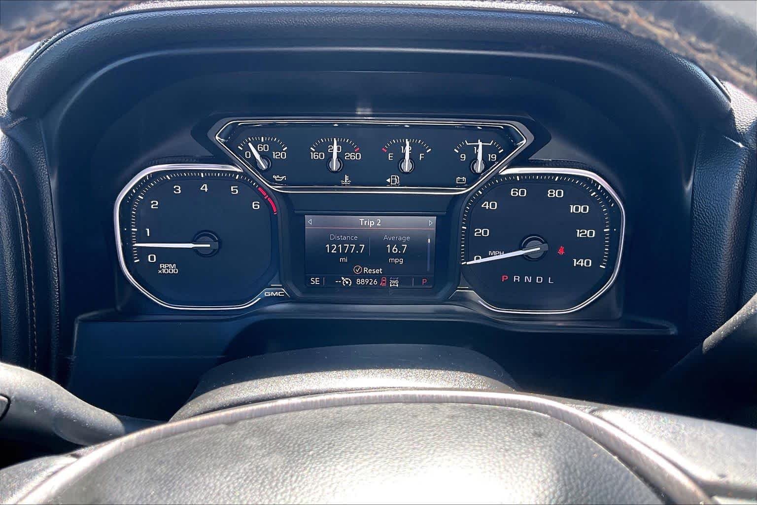 Used 2021 SUMMIT WHITE GMC AT4 image 26