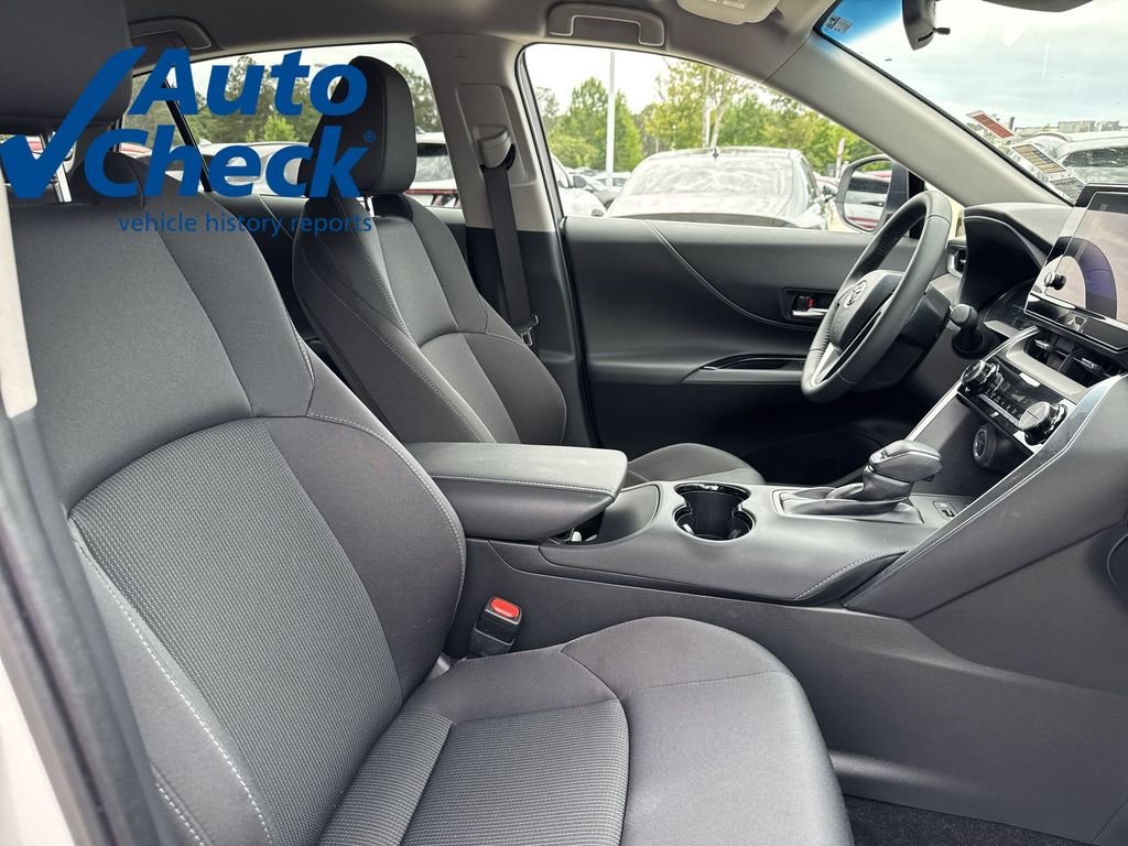Used 2024 Pearl Toyota LE image 25