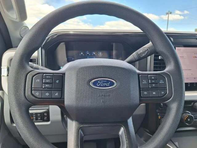 New 2026 Oxford White Ford F-250® XLT image 22