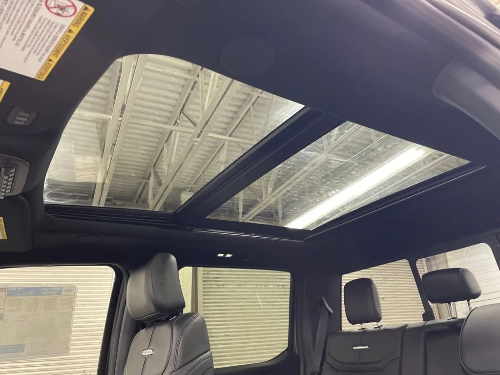 2026 Ford F-250 Super Duty Platinum - Photo 10