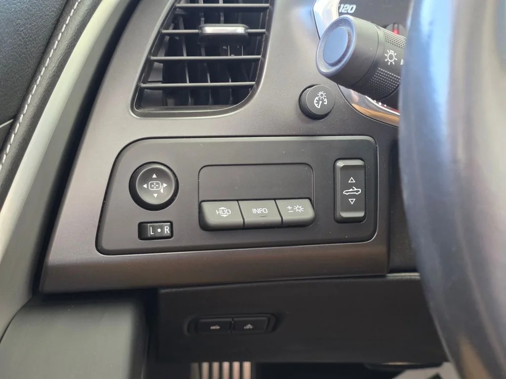 Used 2018 Black Chevrolet Stingray image 23