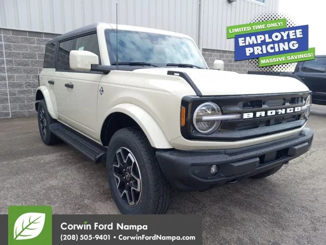 2026 Ford Bronco Outer Banks 4x4's photo