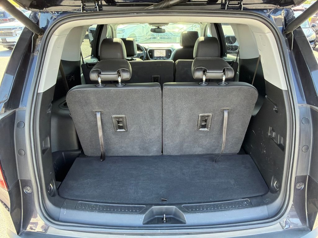 2021 GMC Acadia AT4 - Photo 18