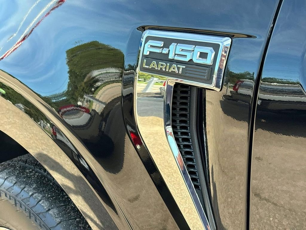 Used 2024 Black Ford Lariat image 9