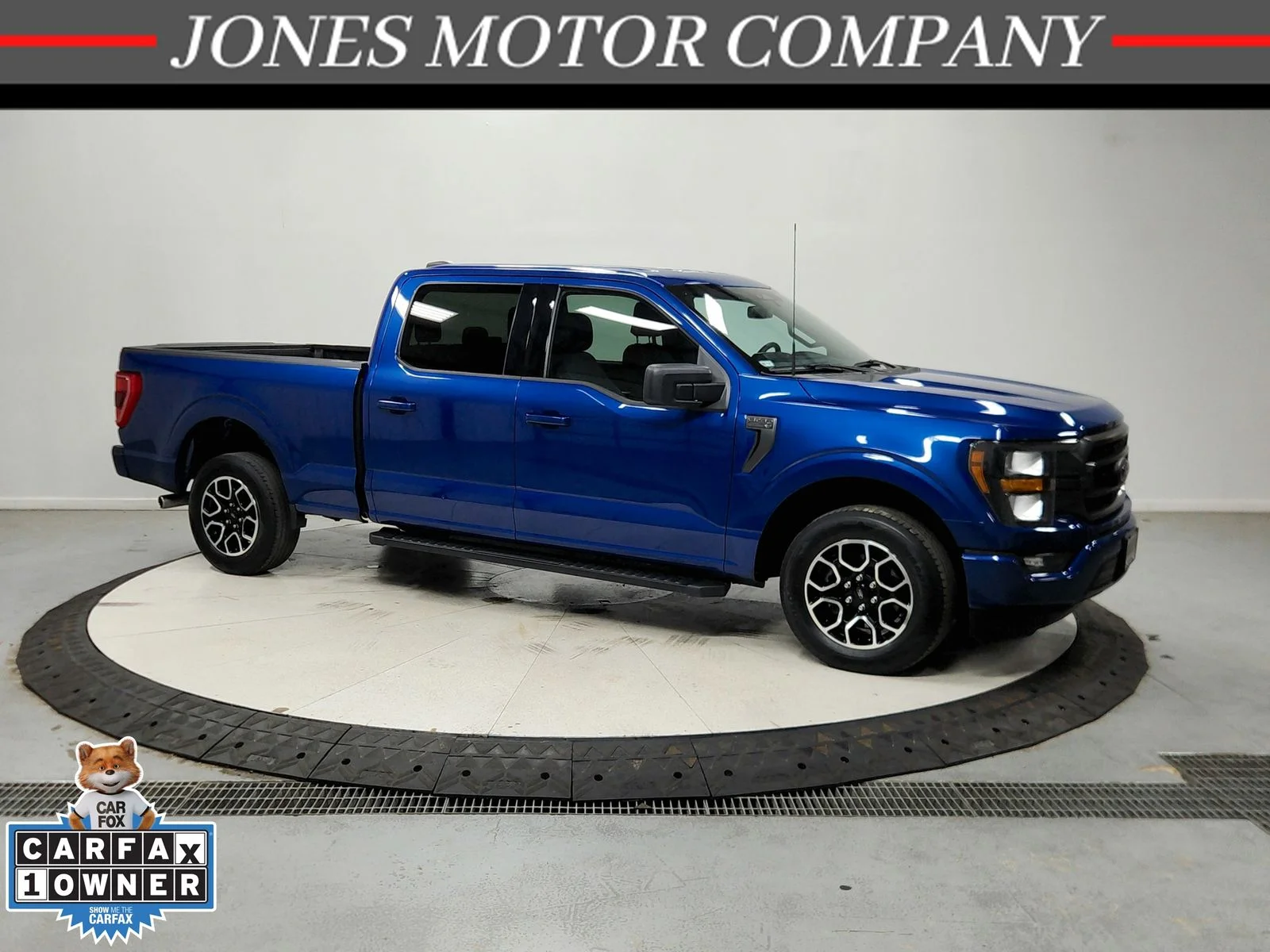 Used 2023  Ford XLT image 1