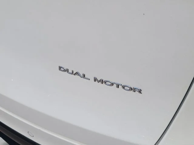 Used 2021 White Tesla Long Range image 30