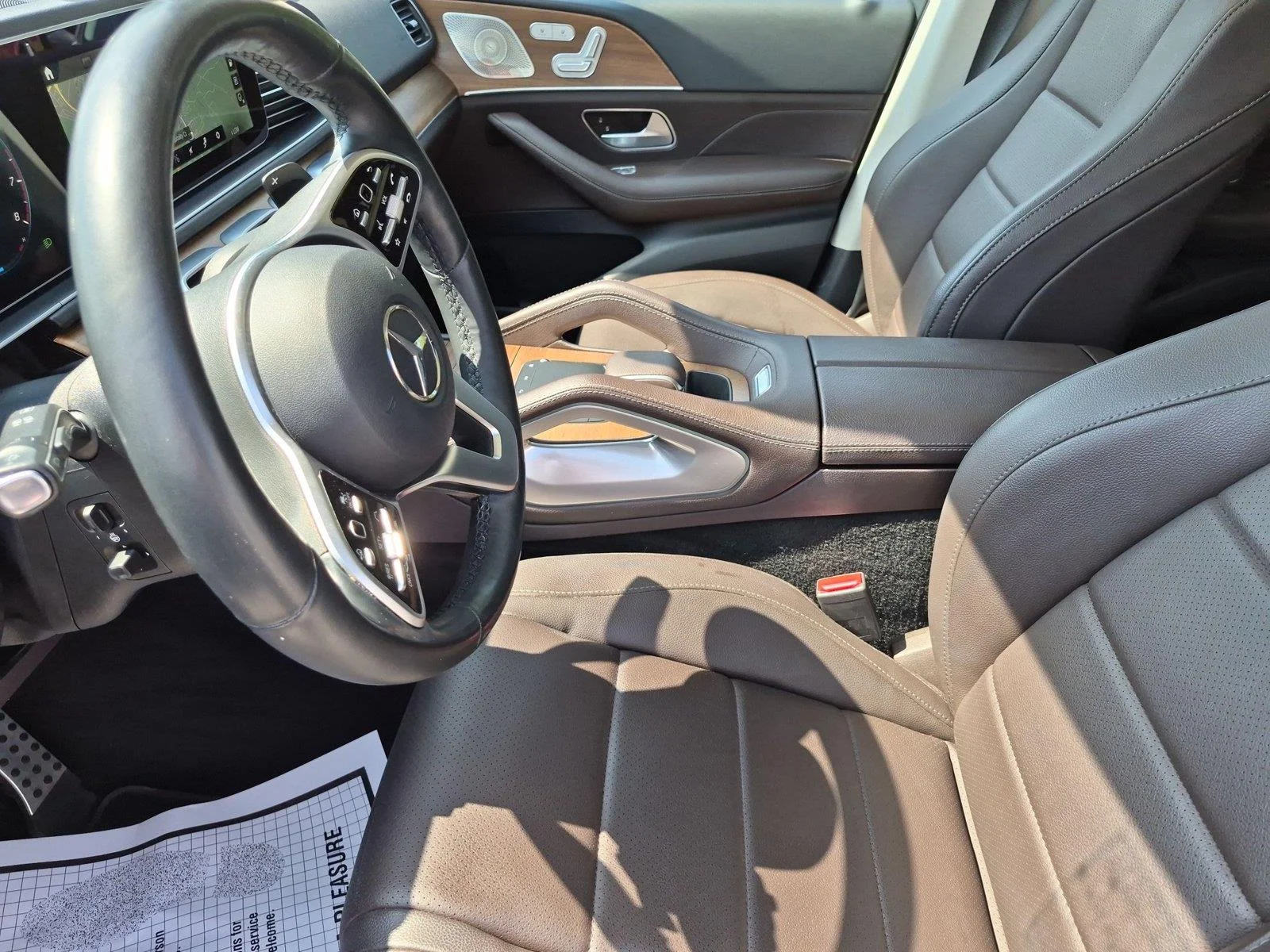 Used 2022 MANUFAKTUR Diamond White Bright Mercedes-Benz GLE 350 image 18