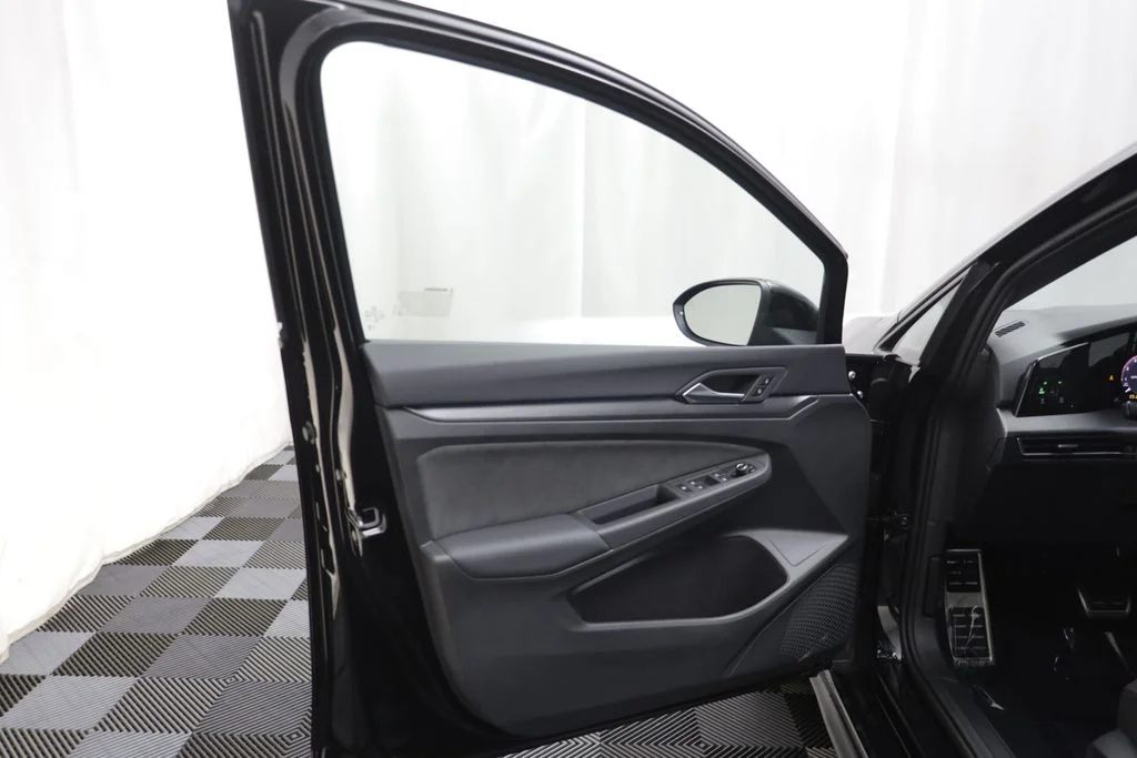 New 2026 Black Volkswagen 2.0T S image 5