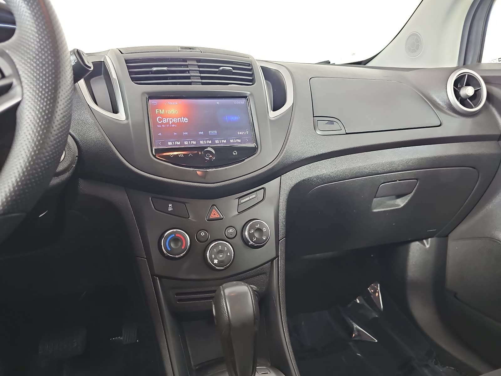 Used 2016 White Chevrolet LS image 19