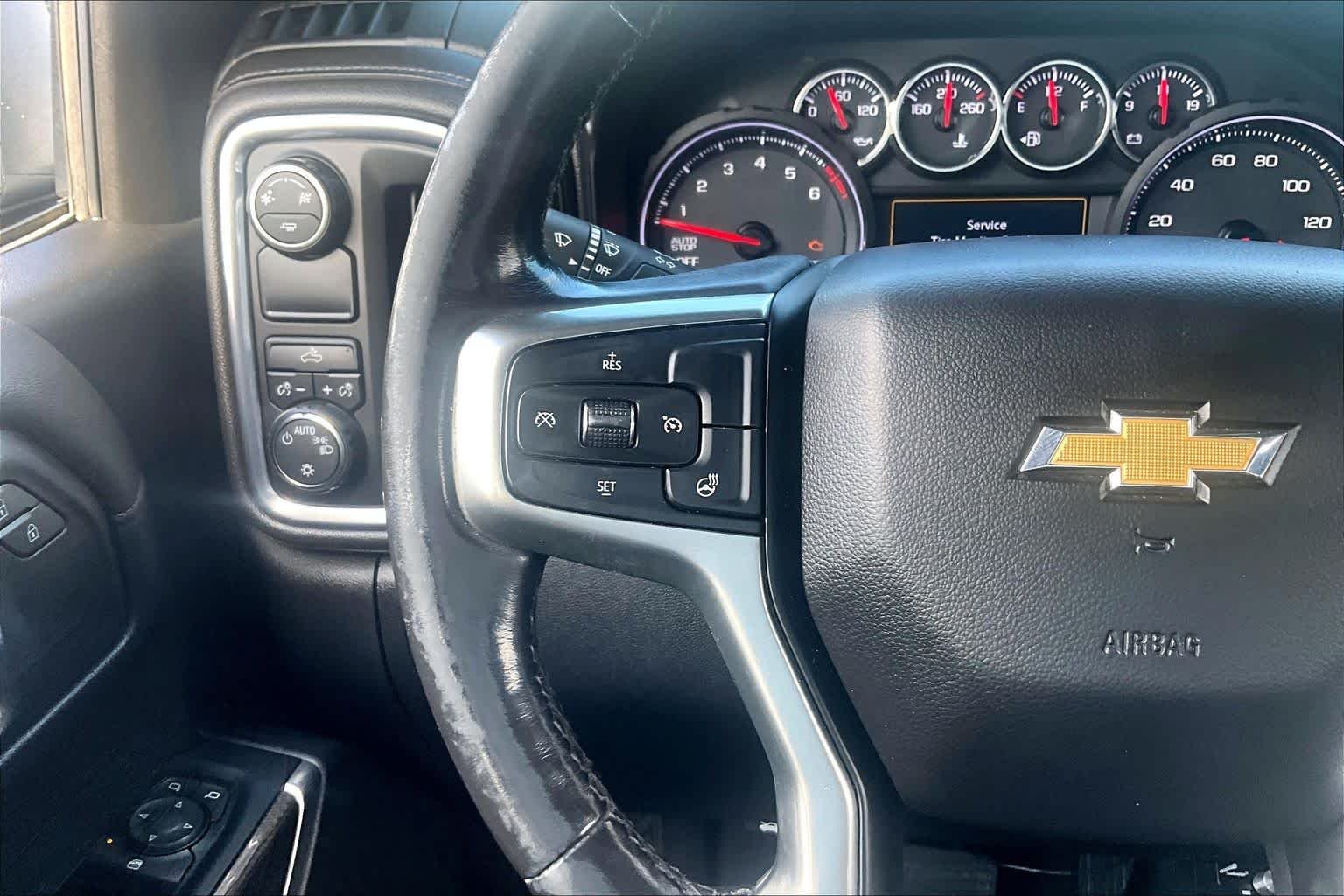 Used 2019 Summit White Chevrolet LT image 24