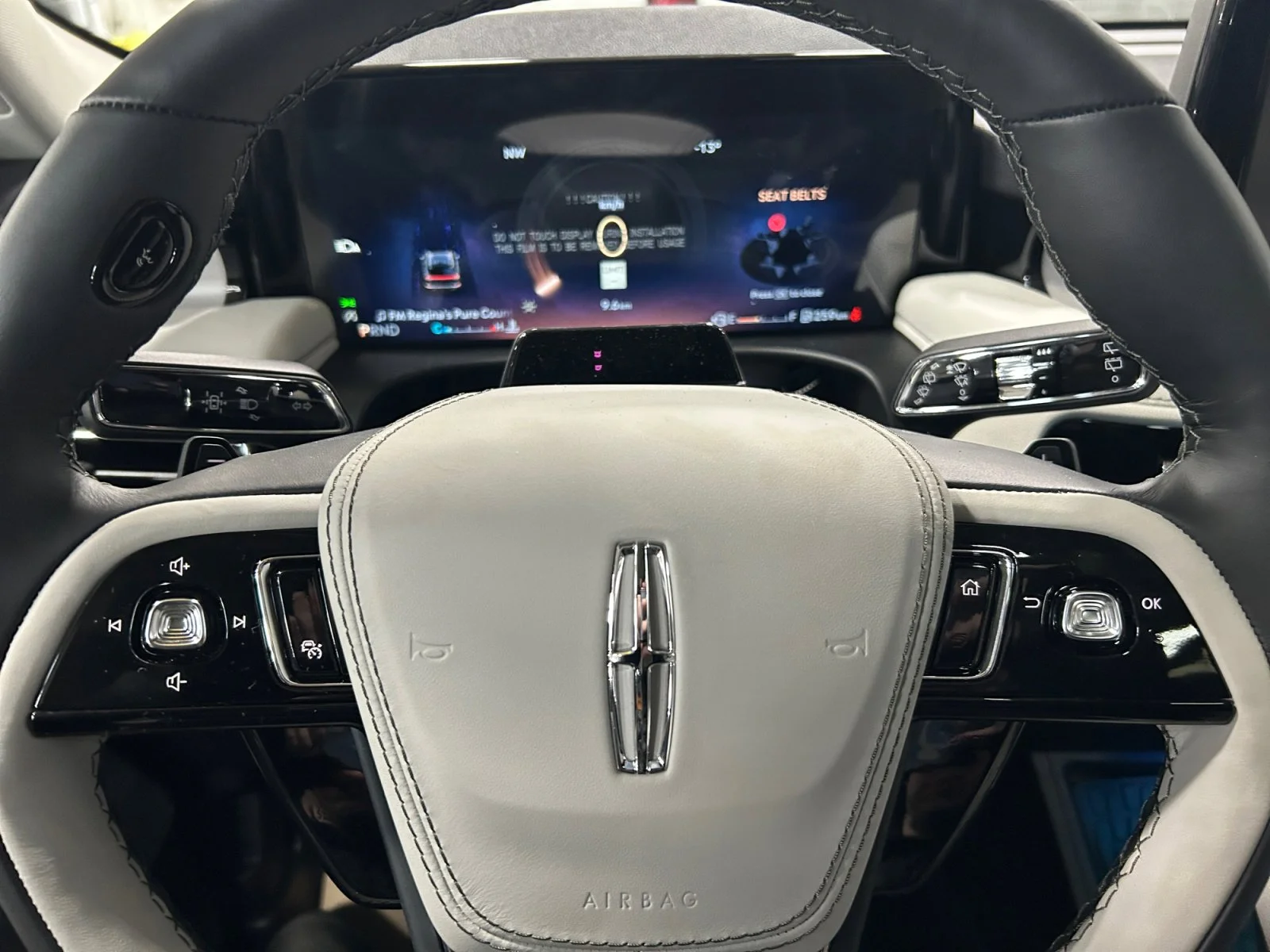 New 2026 Whisper Blue Metallic Clearcoat Lincoln Reserve image 22