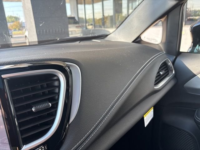 2026 Chrysler Pacifica Limited - Photo 24