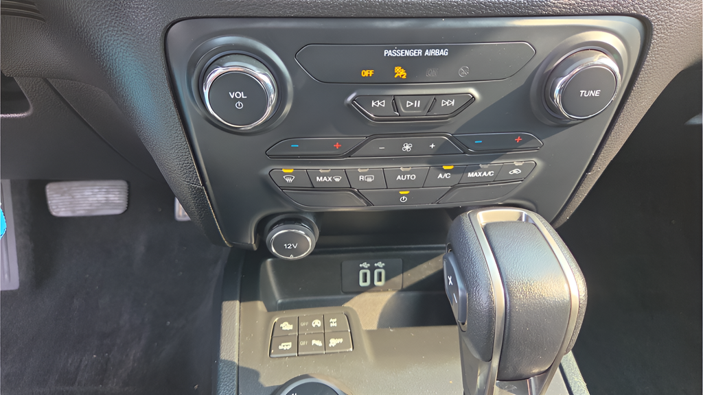 Used 2021 Gray Ford XLT image 56
