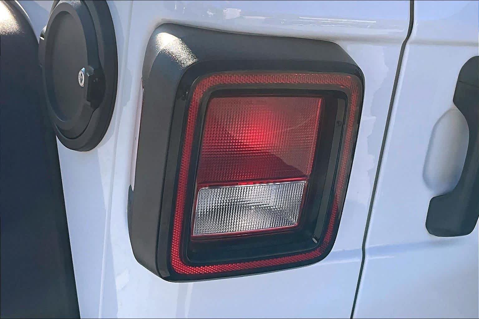 Used 2022 Bright White Clearcoat Jeep Unlimited Willys image 28
