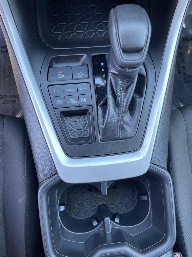 Used 2023  Toyota XLE image 23