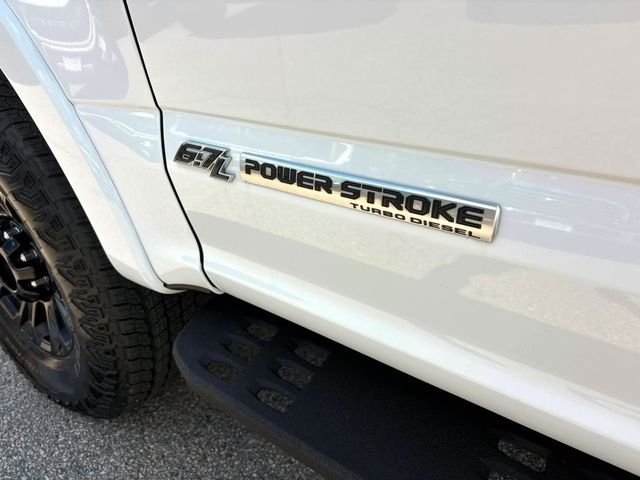 Used 2022 White Ford Lariat image 13