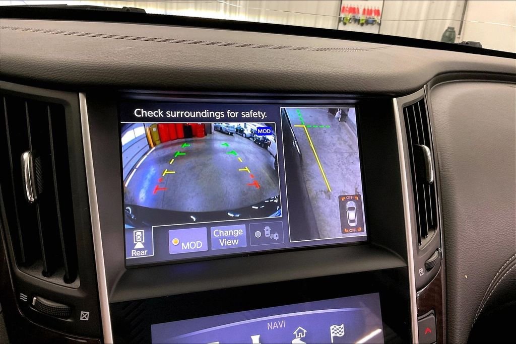Used 2018 Black INFINITI 3.0t LUXE image 25