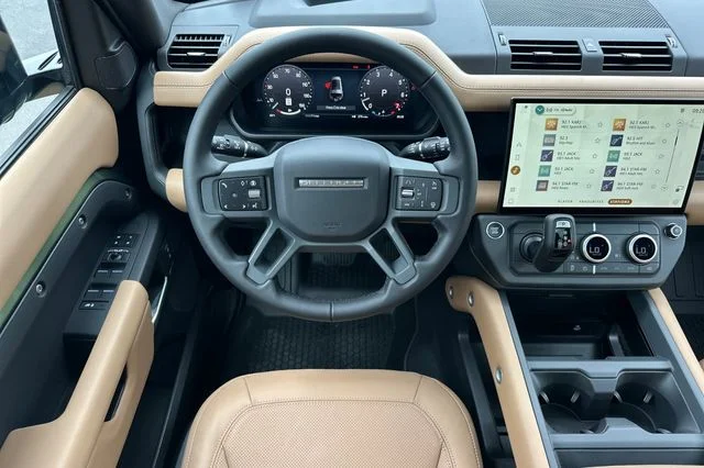 New 2026 Woolstone Green Land Rover S image 13