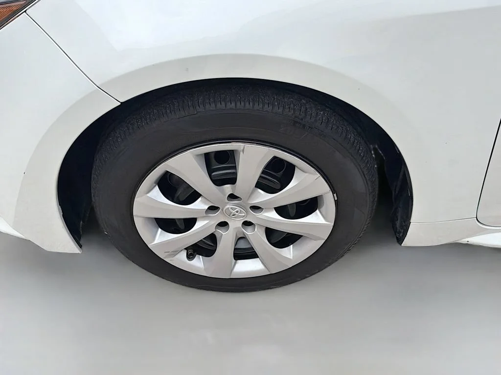 2022 Toyota Corolla LE - Photo 33