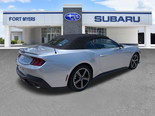 Used 2024 Silver Ford EcoBoost Premium image 4