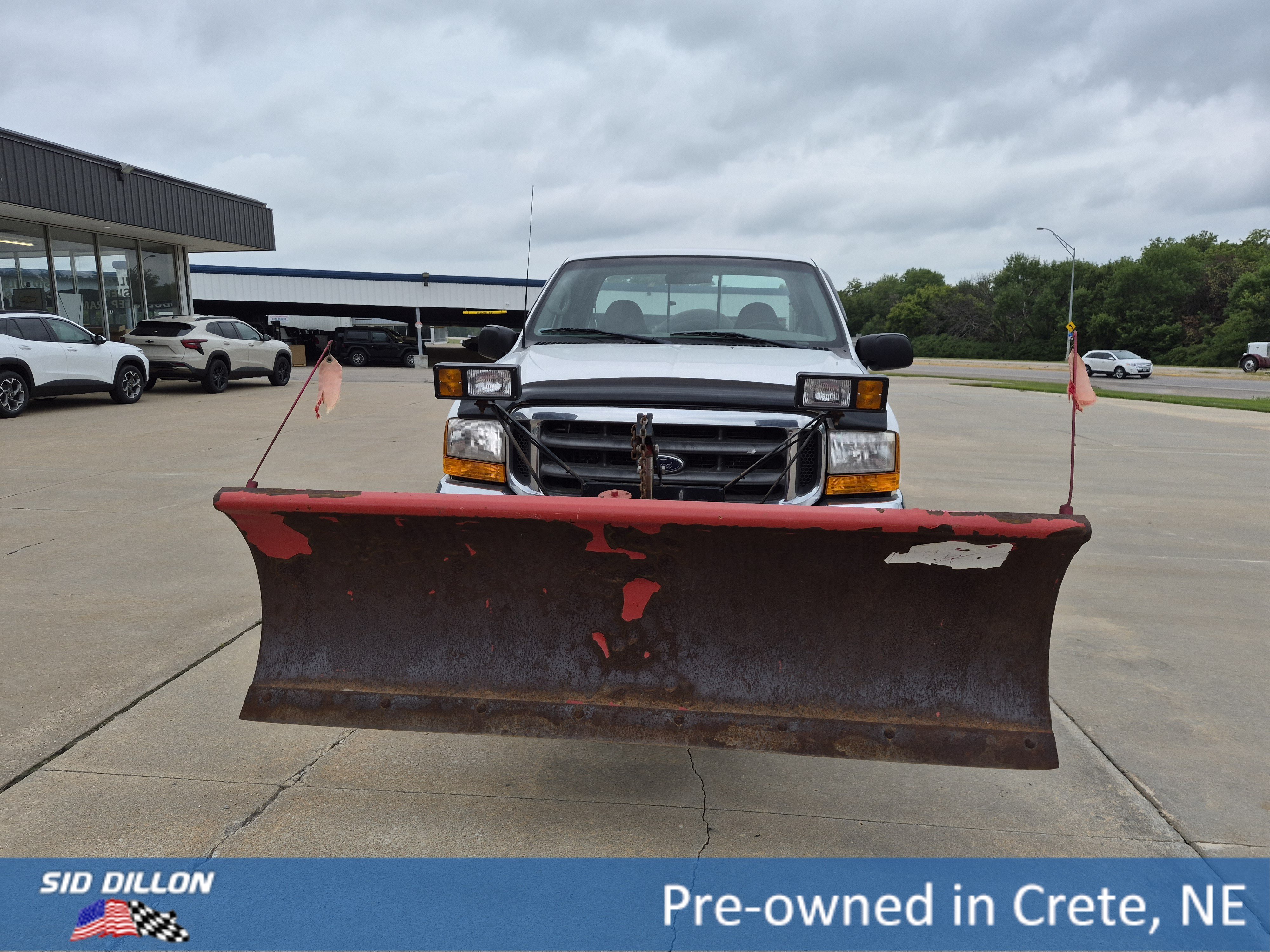 Used 1999 Off White Ford XL image 9