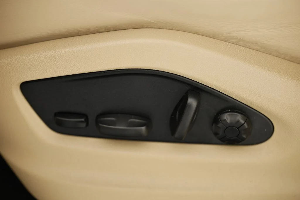 Used 2023 Red Porsche  image 19