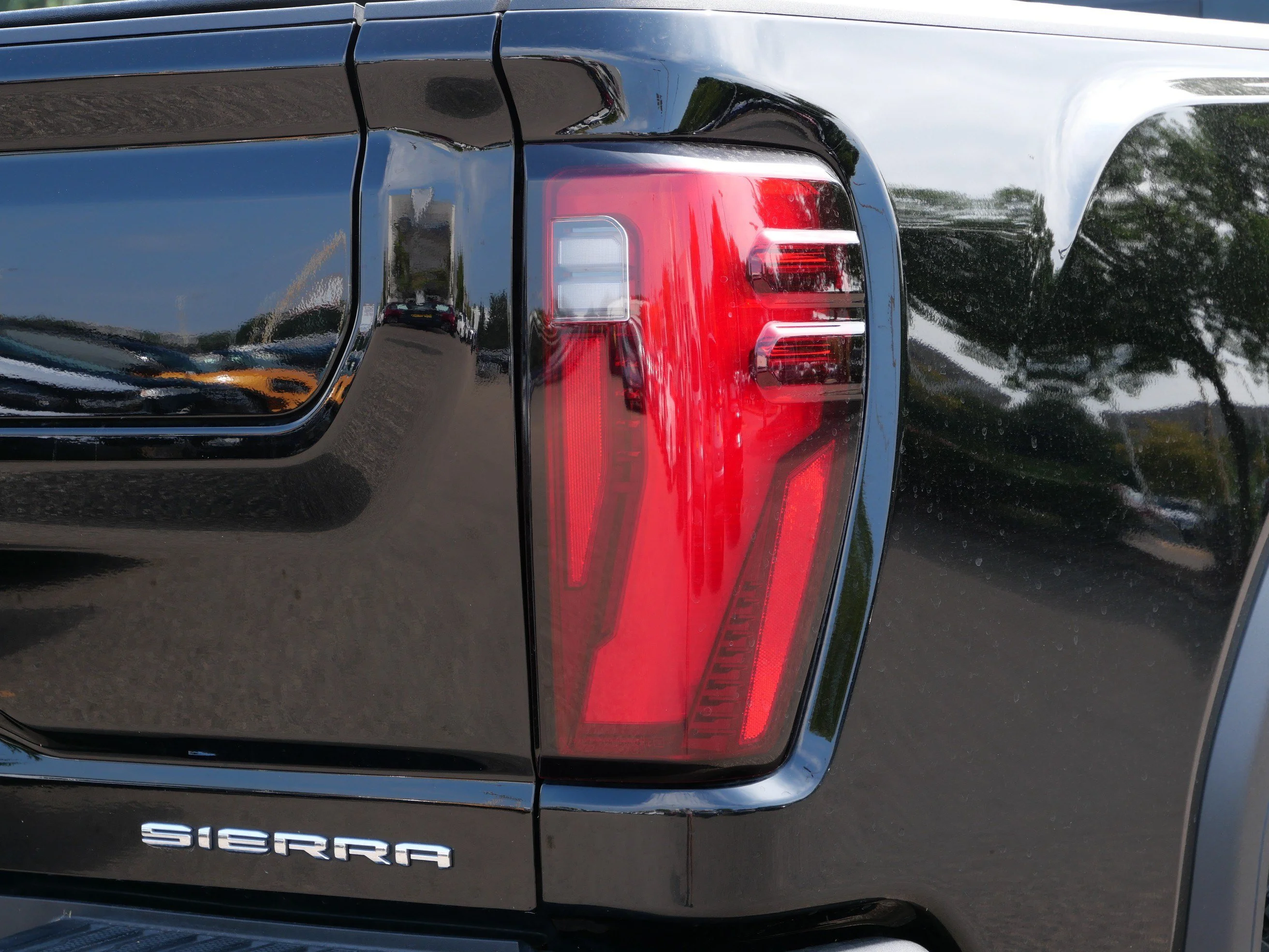 Certified Used 2024 Onyx Black GMC Denali image 17